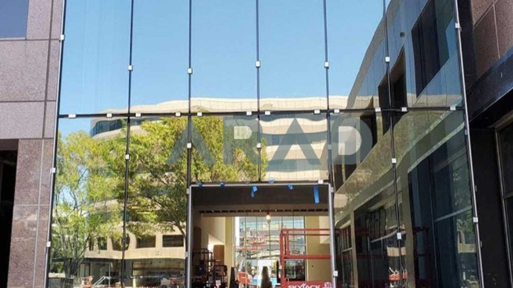 فریم لس کرتین وال